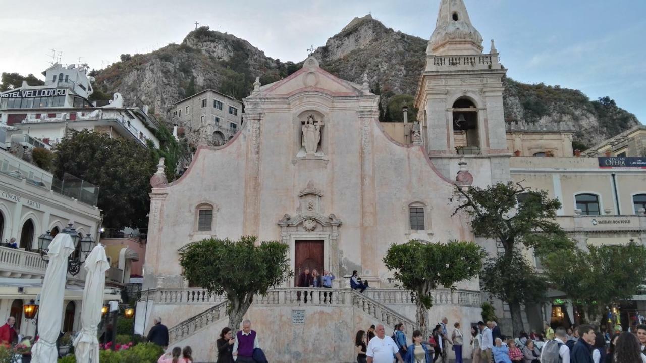 Casa Dany&Olga Lejlighed Giardini Naxos Eksteriør billede
