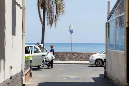Casa Dany&Olga Lejlighed Giardini Naxos Eksteriør billede