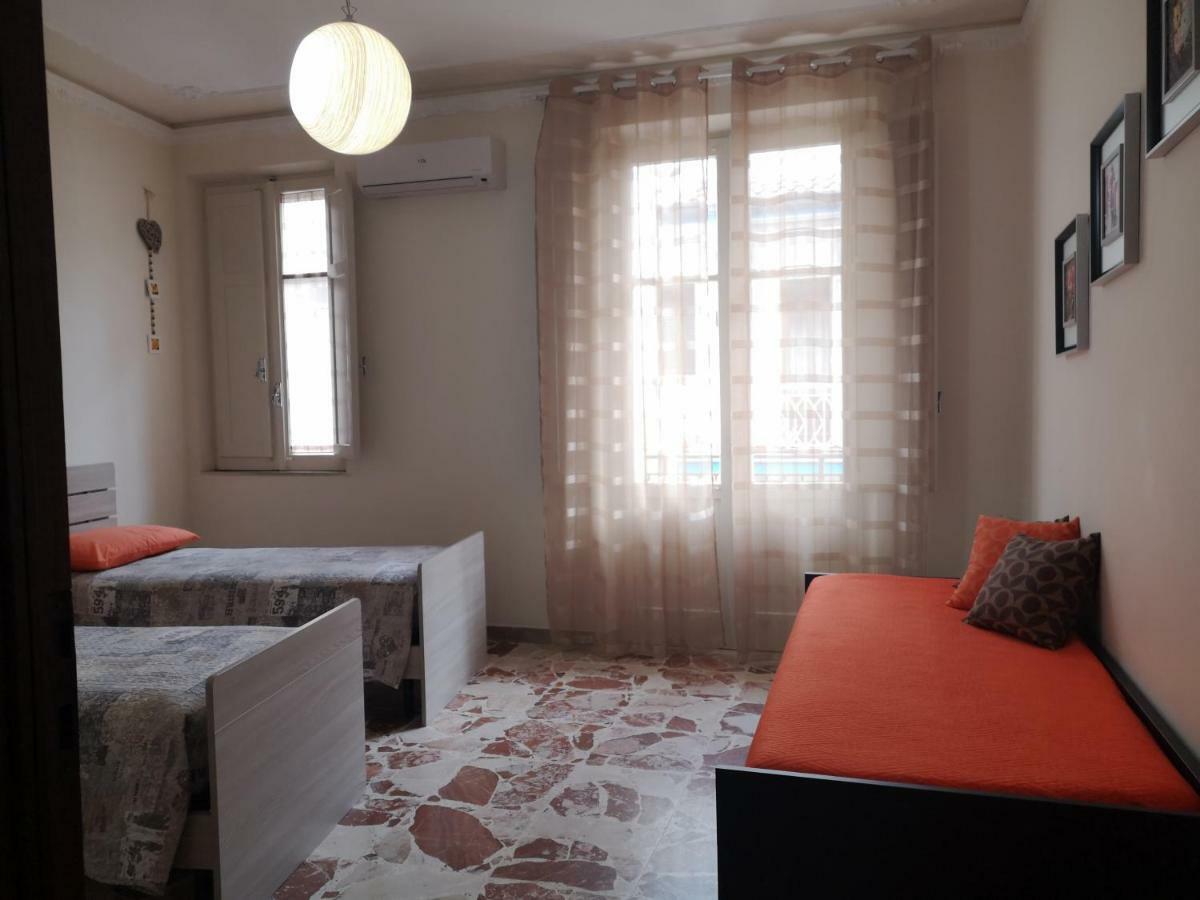 Casa Dany&Olga Lejlighed Giardini Naxos Eksteriør billede